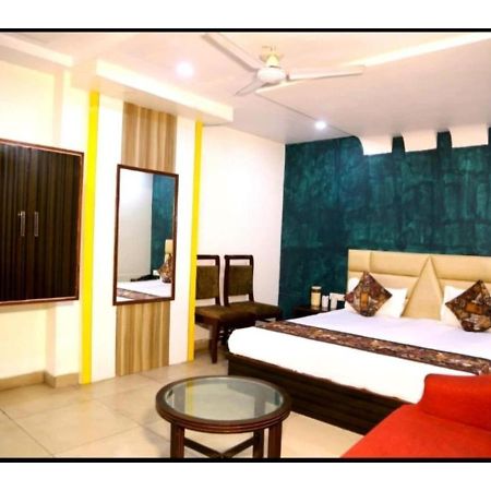 Hotel Kirandeep, Agra Agra  Buitenkant foto